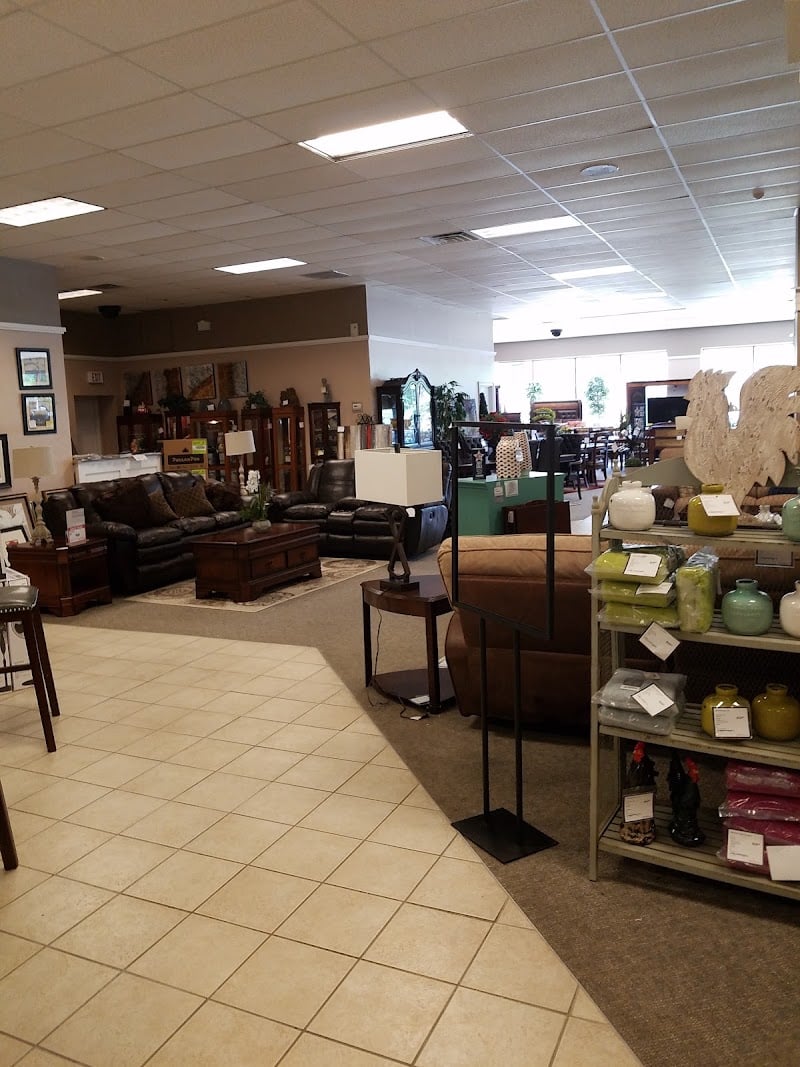 HomeTown Furniture Stores photo